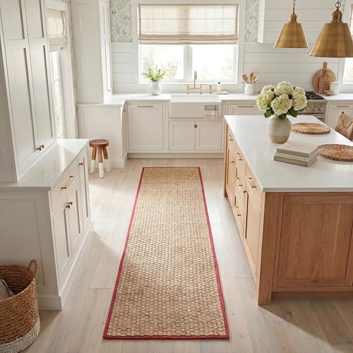 SAFAVIEH 2'6" x 8' Natural/Red