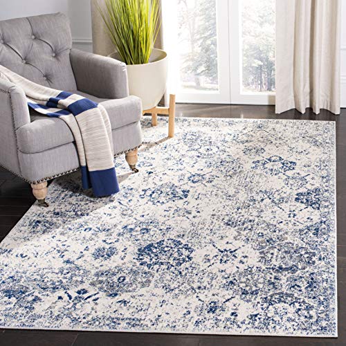 SAFAVIEH Madison Collection Area Rug - 5'3" x 7'6", White & Royal Blue, Boho Chic Distressed Design, Non-Shedding & Easy Care, Ideal for High Traffic Areas in Living Room, Bedroom (MAD611C)