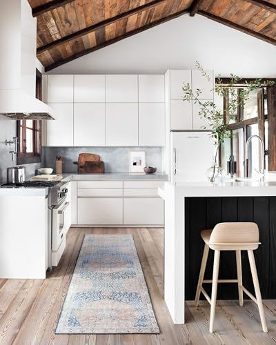 Loloi Layla LAY-07 2'-6" x 9'-6"