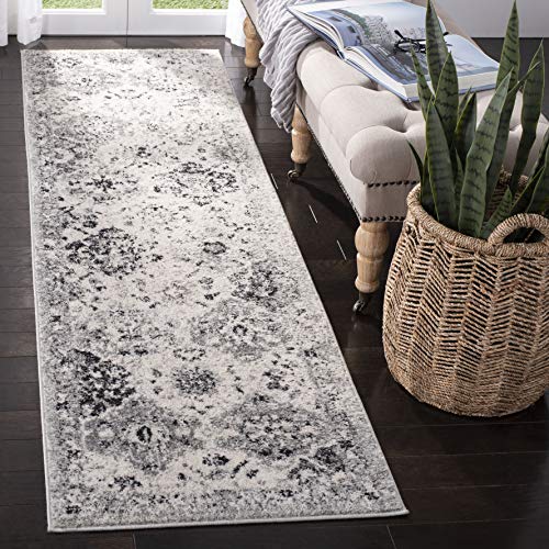 SAFAVIEH Madison 2'3" x 18' (Silver & Grey)