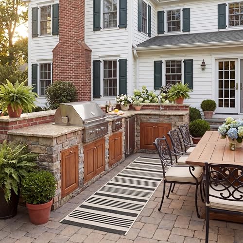 SAFAVIEH Courtyard Collection 2'3' x 20' Black/Bone CY6062 Stripe Indoor/ Outdoor Patio Backyard Mudroom Runner Rug