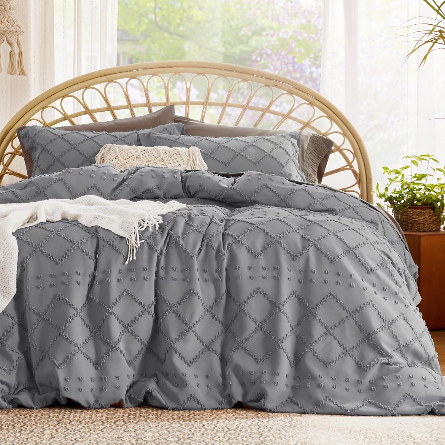 Bedsure Boho Duvet Cover Queen Size - Grey Breathable & Soft Boho Bedding, Machine Washable Comforter Cover for All Seasons, Includes 1 Duvet Cover 90"x90" with 2 Pillow Shams & Zipper Closure
