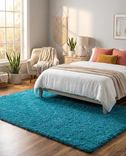 Rugs.com - Uber Cozy Solid Shag Collection Rug  6' x 9' Turquoise Shag Rug Perfect for Bedrooms, Dining Rooms, Living Rooms