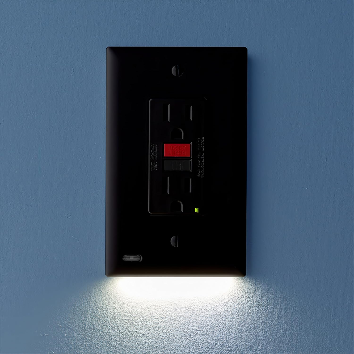 Best Mirrors & Plug-In Lighting for Renters Who Can't Drill (2026 Guide)