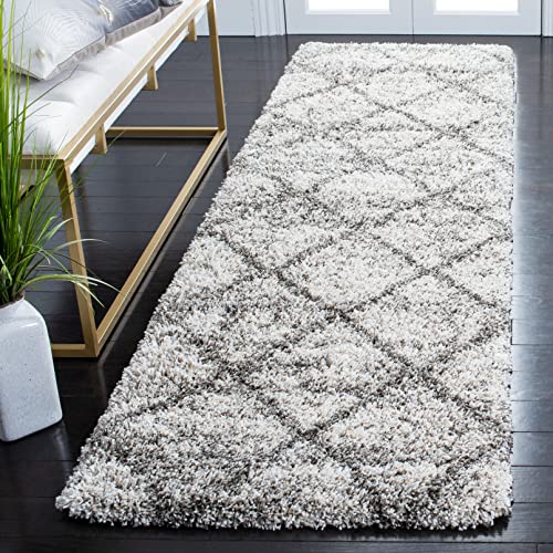 SAFAVIEH Hudson Shag Collection Runner Rug - 2'3" x 6', Grey & Beige, Modern Trellis Design, Non-Shedding & Easy Care, 2-inch Thick Ideal for High Traffic Areas in Living Room, Bedroom (SGH281J)