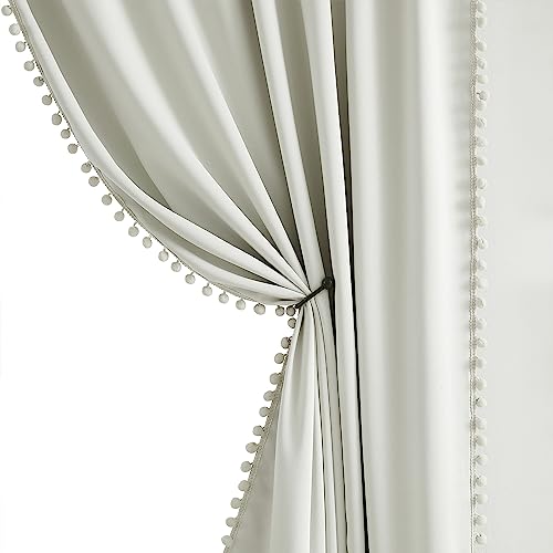 Treatmentex Natural Ivory Pom-Pom