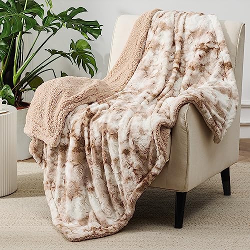 Bedsure GentleSoft Sherpa Fluffy Blanket (60x80)