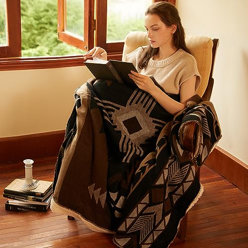 Aztec Patterned Throw Blanket with Soft Sherpa Lining, Traditional Southwestern Navajo with Cross Pattern Warm Throw for Camping, Outdoor, Light Weight Cozy Boho Blanket for Couch, Bed, 60x80, Brown