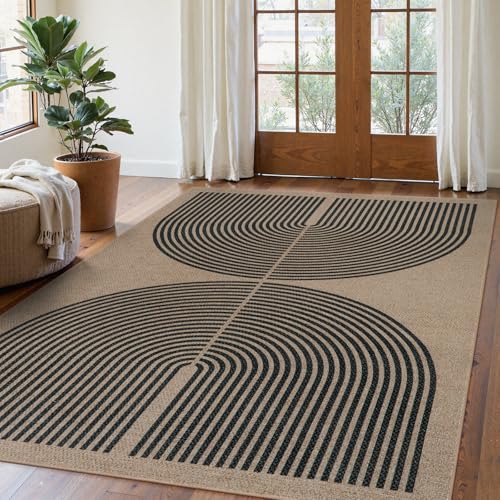 Natural vs Synthetic vs Recycled Outdoor Rugs: Which to Choose (2026)