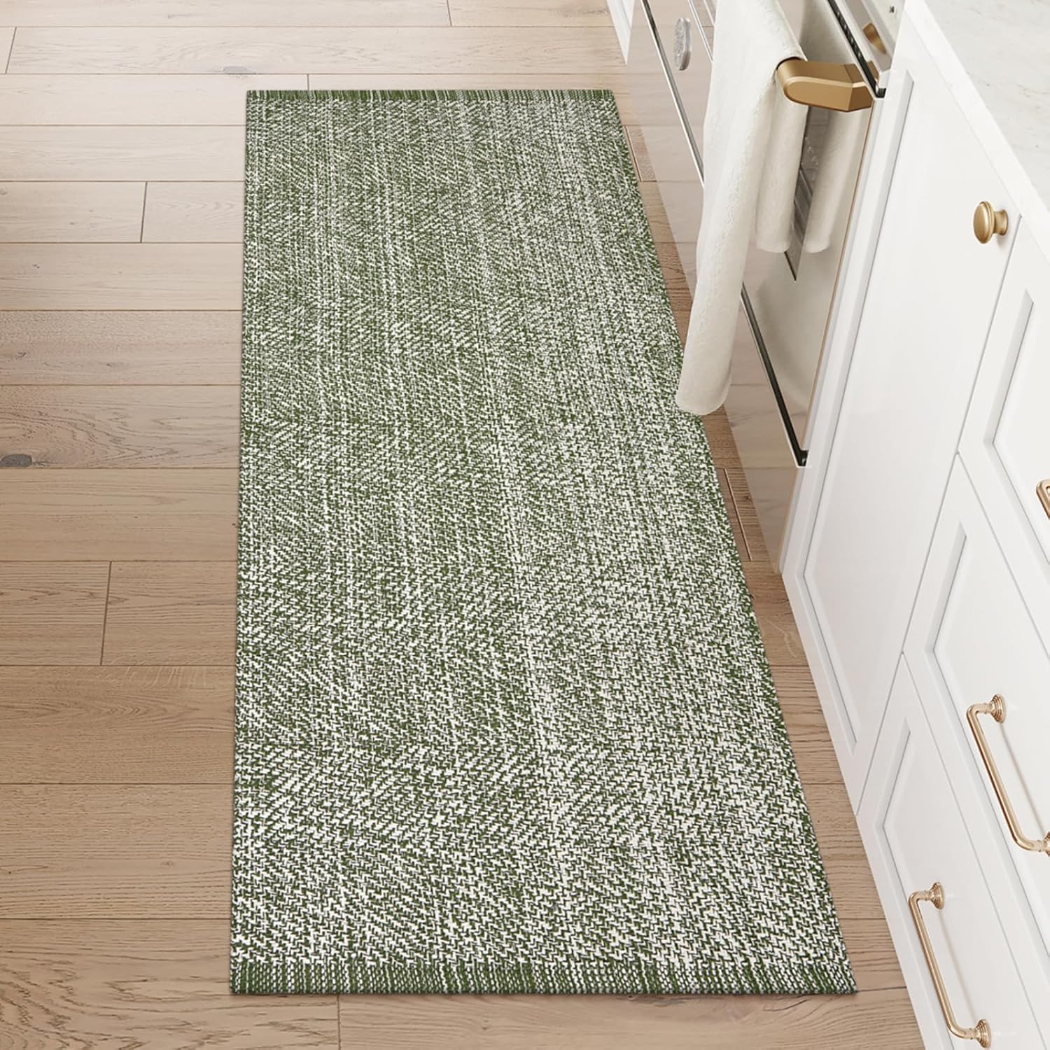 LEEVAN Washable Runner Rug 2'x6', Green Woven Hallway Runner Rug Reversible Bathroom Runner Rug, Cotton Low Profile Entryway Rug, Farmhouse Bedroom Rug Modern Kitchen Runenr Rug Long Carpet Foyer
