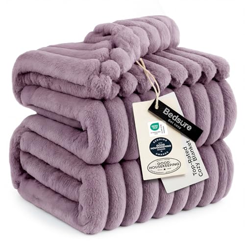 Bedsure GentleSoft Fleece Blanket