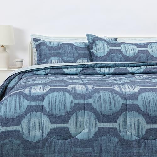 Amazon Basics Lightweight Microfiber Comforter Set (Navy Geometrics) King
