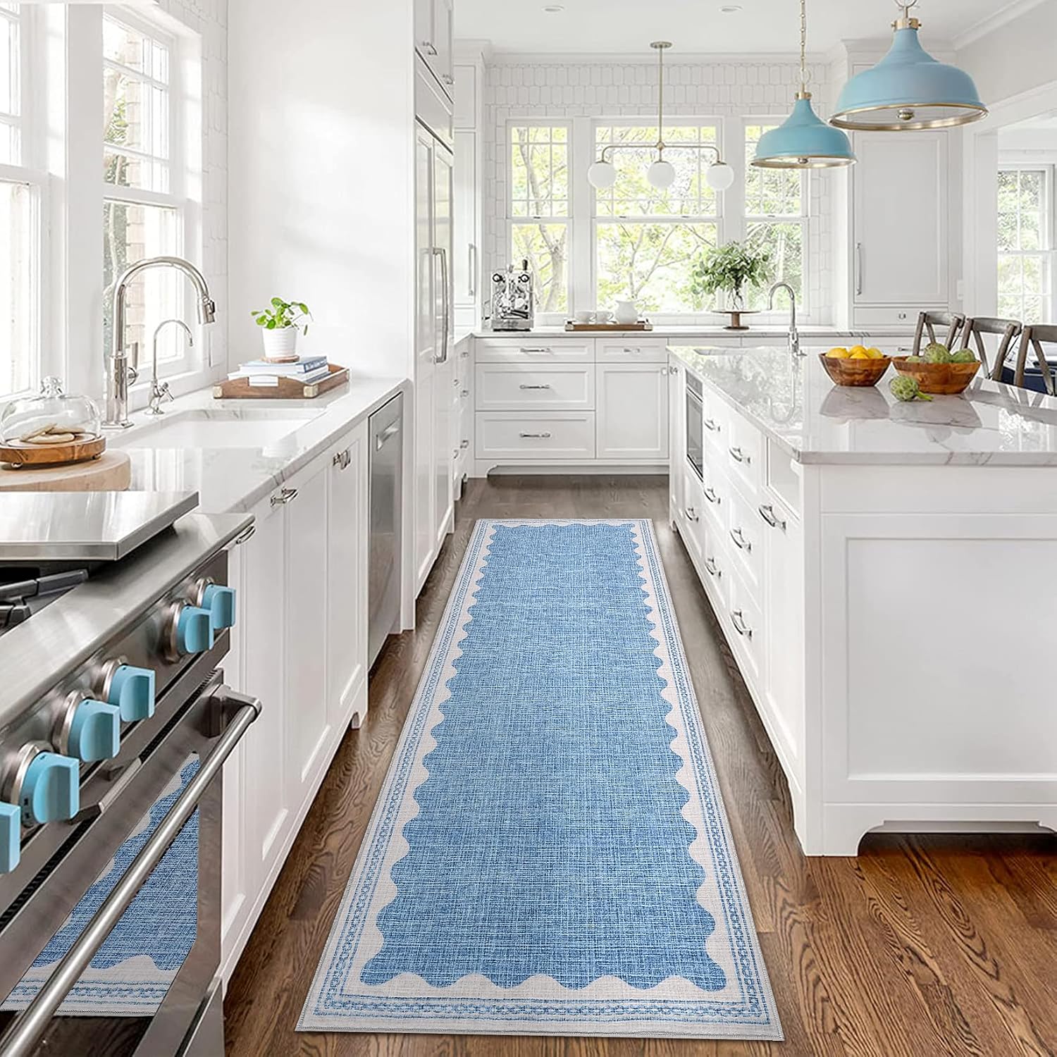 Scalloped Rug 2.5x8 (Blue)