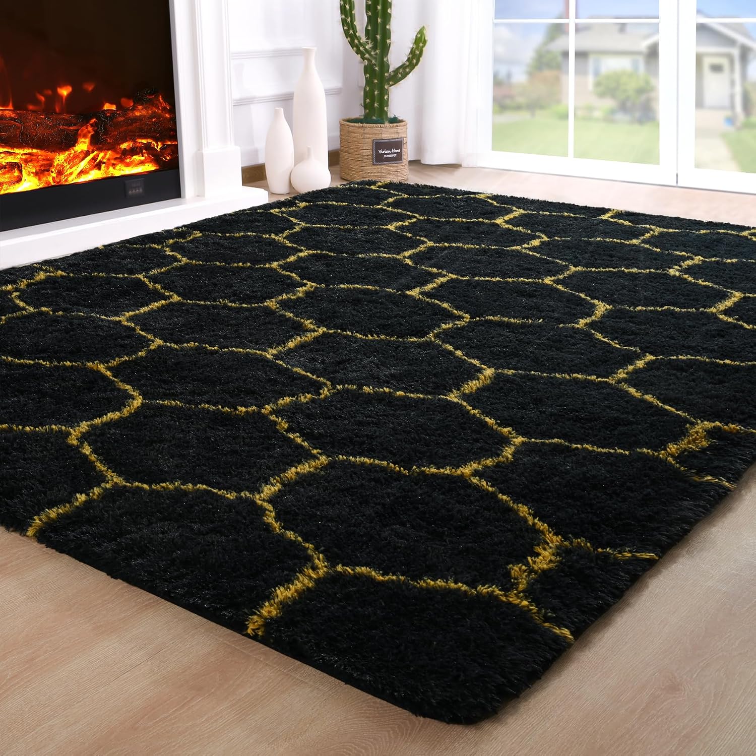 Fluffy 5x8 Black Gold